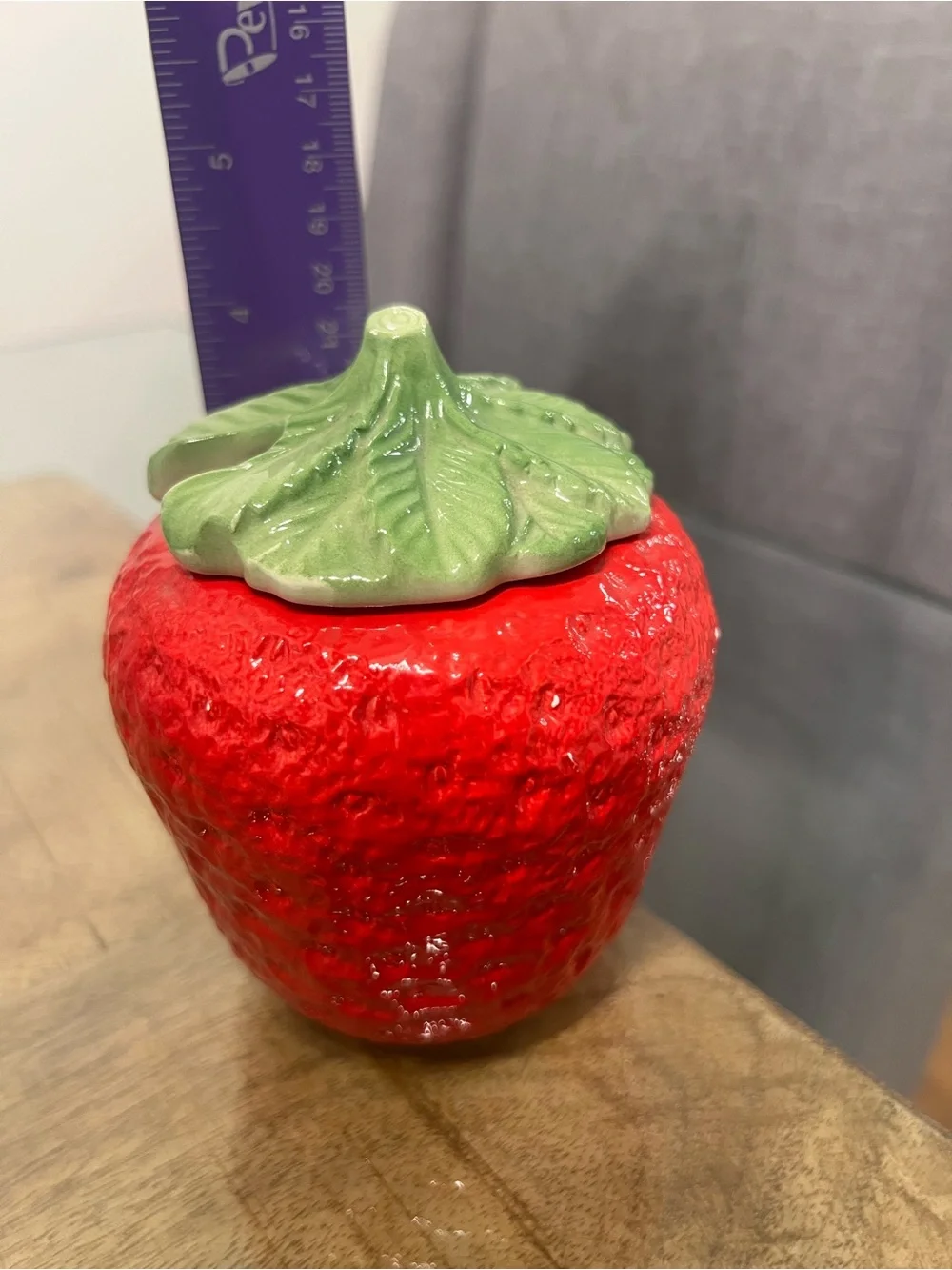 vintage ceramic strawberry jam/sugar jar Made in Italy